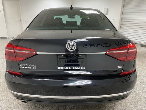 Used 2018 Volkswagen Passat 2.0T SE image 6