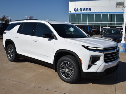 New 2026 Chevrolet Traverse LT w/ Driver Confidence Package