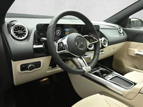 New 2026 Mercedes-Benz GLA 250 4MATIC image 10