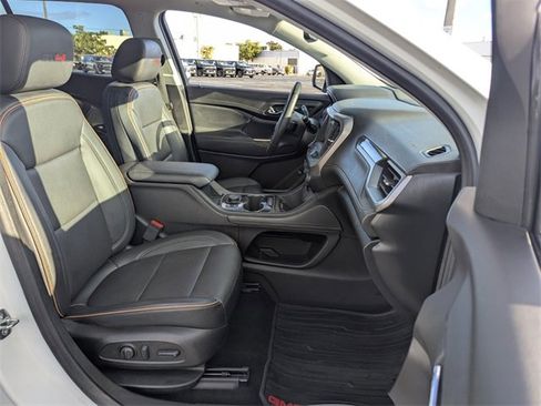 Used 2022 GMC Acadia AT4 w/ Technology Package image 20