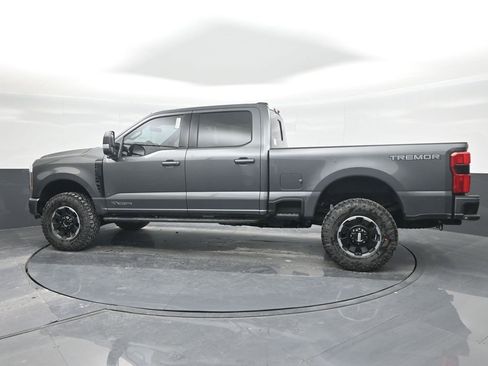 New 2026 Ford F250 Platinum w/ Tremor Off-Road Package image 29