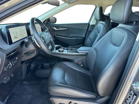 Used 2023 Kia EV6 Wind w/ Wind Technology Package RWD image 9