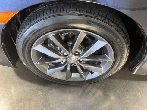 Used 2020 Honda Civic EX image 11