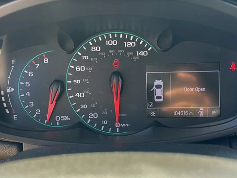 Used 2018 Chevrolet Trax LT AWD/4WD image 20