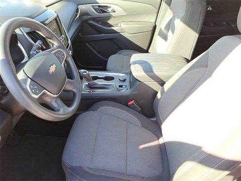 Used 2020 Chevrolet Traverse LS image 23