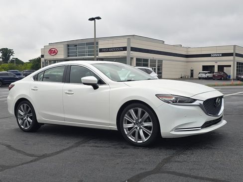 Used 2018 MAZDA MAZDA6 Signature FWD image 1
