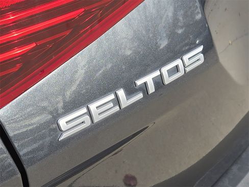 Certified 2023 Kia Seltos S image 16