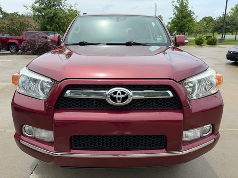 Used 2013 Toyota 4Runner SR5 w/ Convenience Pkg AWD/4WD image 2