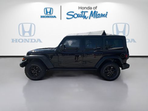 Used 2021 Jeep Wrangler Unlimited Sport image 4