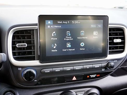 Certified 2026 Hyundai Venue SEL FWD image 25