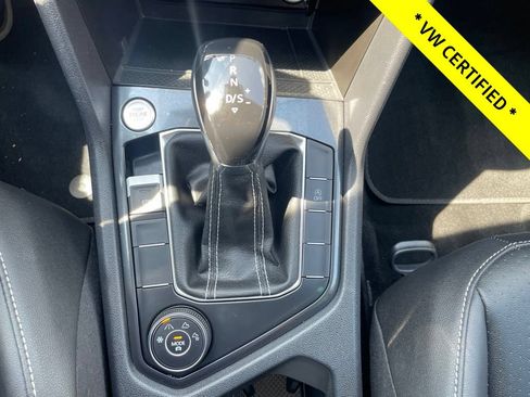 Used 2023 Volkswagen Tiguan SE w/ Panoramic Sunroof Package AWD/4WD image 21