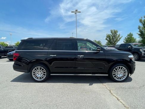 Used 2024 Ford Expedition Max Limited AWD/4WD image 8