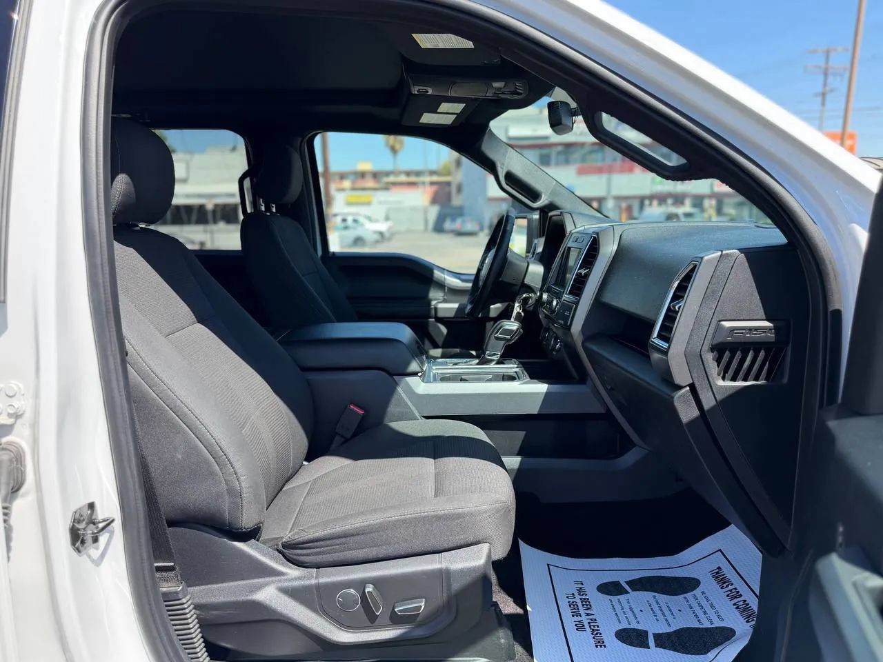 Used 2016 Ford F150 XLT w/ Equipment Group 302A Luxury AWD/4WD image 38