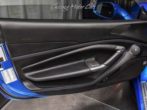 Used 2020 Ferrari F8 Tributo RWD image 28