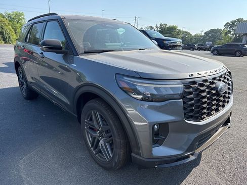 New 2026 Ford Explorer ST-Line AWD/4WD image 1