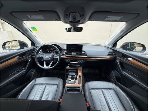 Used 2022 Audi Q5 2.0T Premium Plus w/ Premium Plus Package AWD/4WD image 19