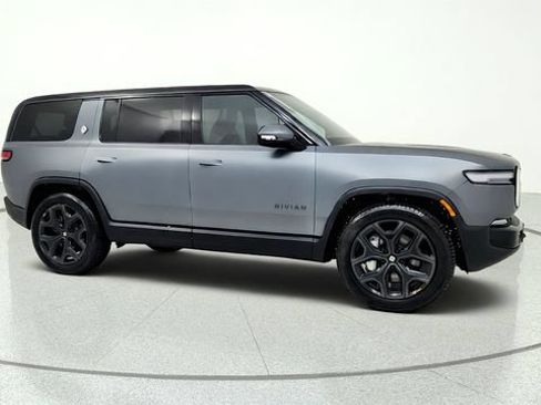 Used 2026 Rivian R1S Adventure AWD/4WD image 10