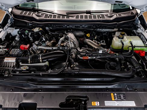 Used 2026 Ford F350 Platinum w/ Platinum Plus Package image 32