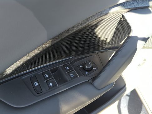 New 2026 Volkswagen Tiguan SEL R-Line AWD/4WD image 13