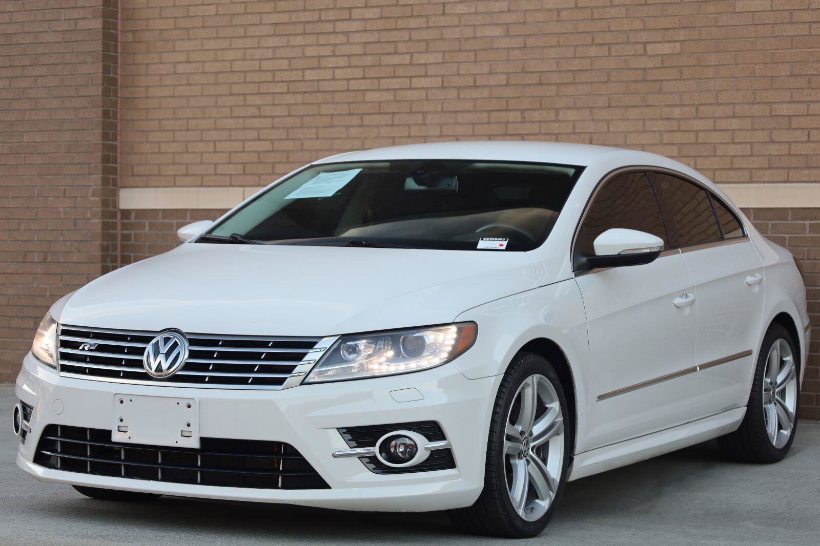 Used 2014 Volkswagen CC R-Line FWD image 5