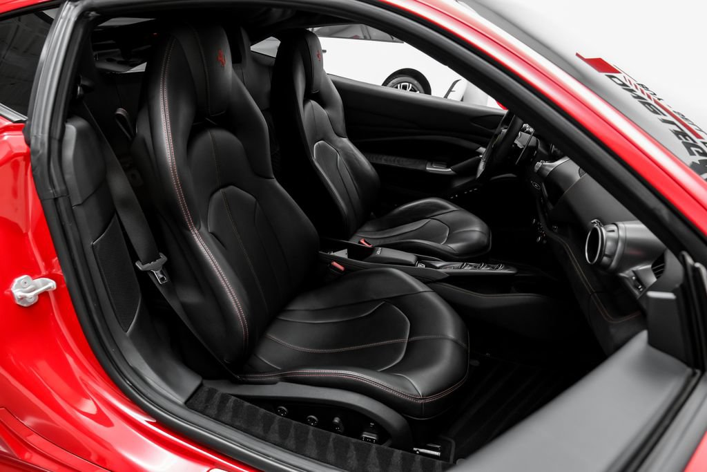 Used 2020 Ferrari F8 Tributo RWD image 34