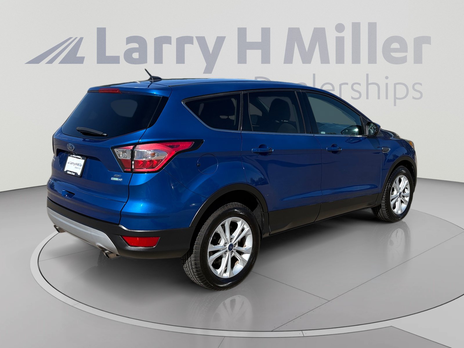 Used 2017 Ford Escape SE AWD/4WD image 5