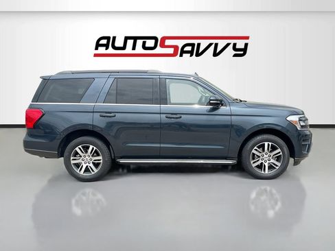 Used 2023 Ford Expedition XLT RWD image 8