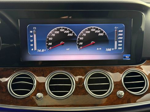 Used 2019 Mercedes-Benz E 300 w/ Premium 1 Package image 31