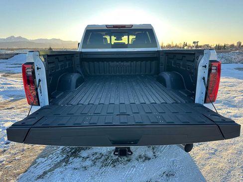 New 2026 GMC Sierra 2500 Denali image 14
