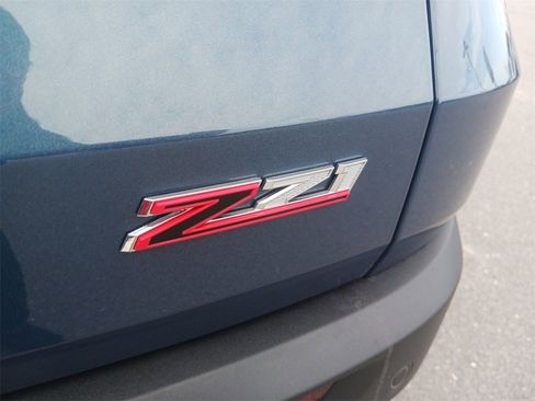 Used 2025 Chevrolet Traverse Z71 w/ Driver Confidence Package image 32