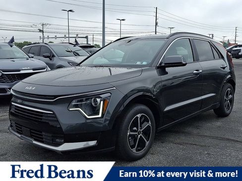 New 2026 Kia Niro FWD image 2