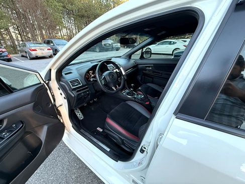 Used 2019 Subaru WRX STI image 9