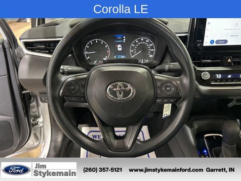 Used 2024 Toyota Corolla LE FWD image 21