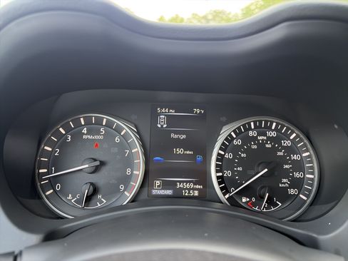 Used 2023 INFINITI Q50 Sensory AWD/4WD image 32