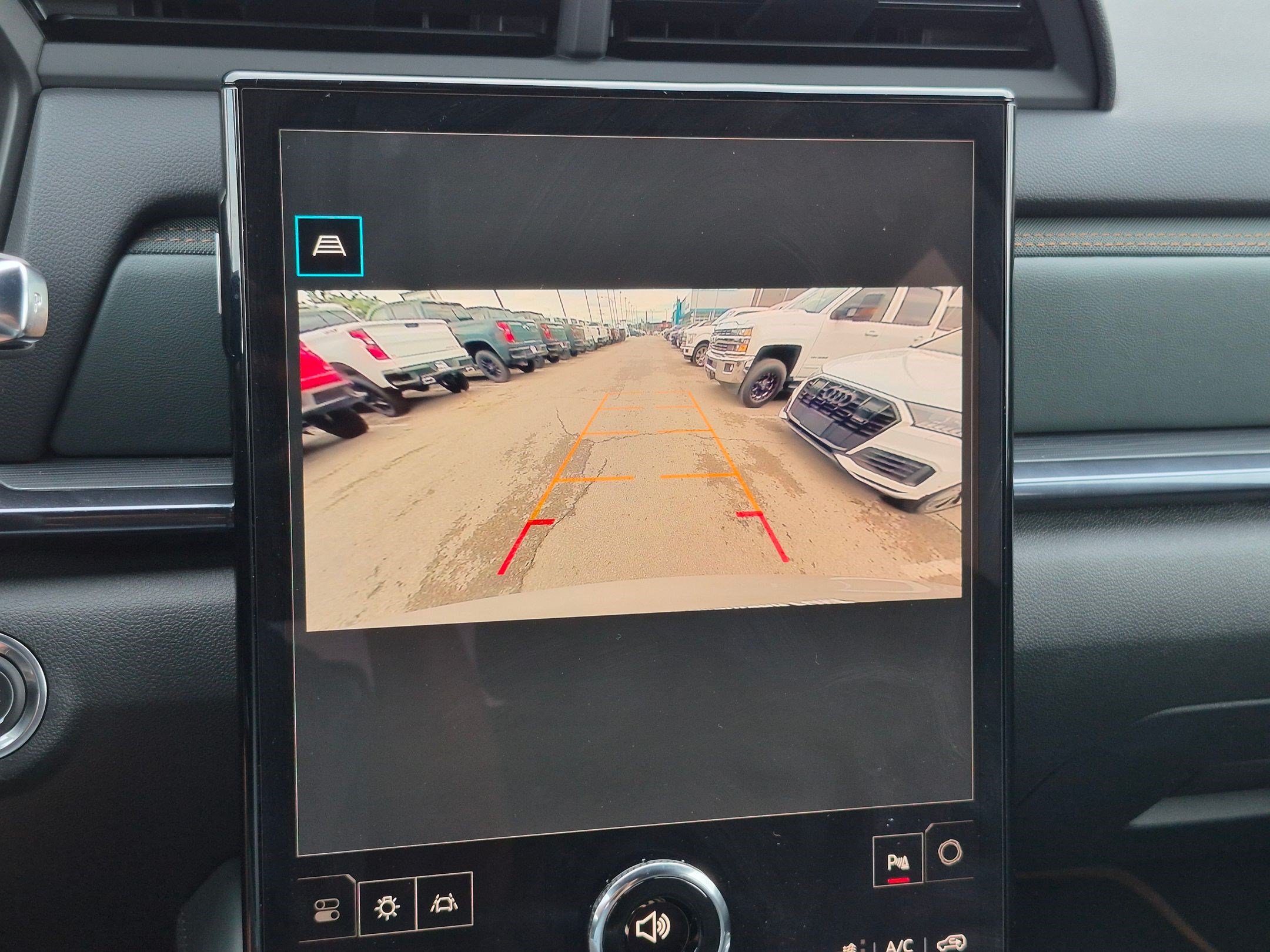 Used 2026 GMC Terrain AT4 AWD/4WD image 23
