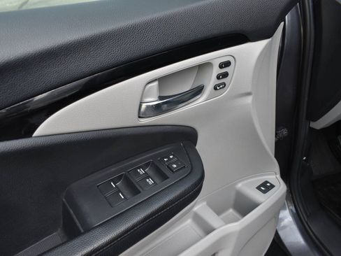 Used 2019 Honda Pilot Elite image 24