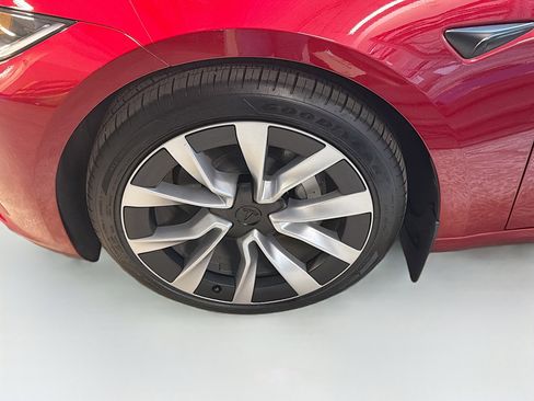 Used 2025 Tesla Model 3 Long Range AWD/4WD image 11