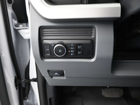New 2026 Ford F350 XL w/ FX4 Off-Road Package AWD/4WD image 10