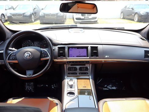 Used 2013 Jaguar XF R RWD image 16