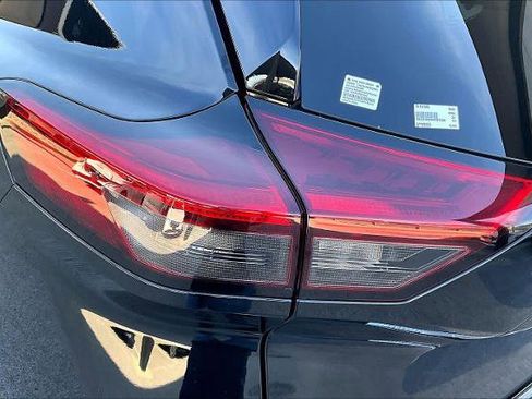 Certified 2024 Nissan Rogue SL w/ SL Premium Package image 29