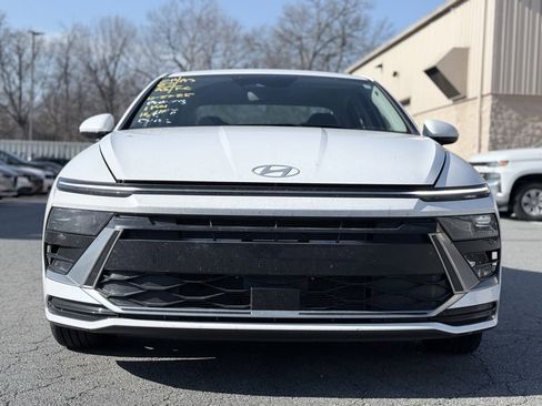 Used 2025 Hyundai Sonata SEL image 2
