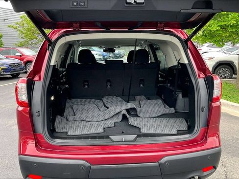 Certified 2025 Subaru Ascent Premium AWD/4WD image 31