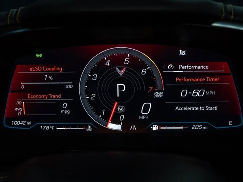 Used 2025 Chevrolet Corvette Stingray Premium Conv w/ Z51 Performance Package RWD image 24