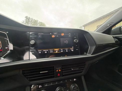 Used 2024 Volkswagen Jetta GLI Autobahn FWD image 20