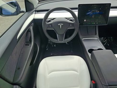 Used 2023 Tesla Model Y Long Range AWD/4WD image 13