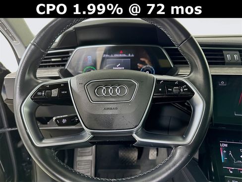 Used 2023 Audi e-tron Premium image 18