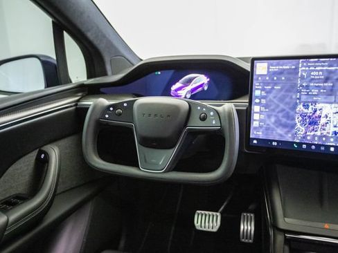 Used 2022 Tesla Model X Plaid AWD/4WD image 4