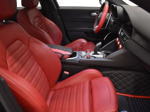 Used 2023 Alfa Romeo Giulia Sprint AWD/4WD image 19