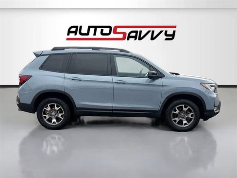Used 2023 Honda Passport TrailSport image 8