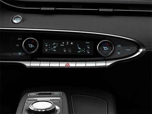 Used 2025 Genesis GV70 3.5T Sport w/ Sport Prestige Package image 15